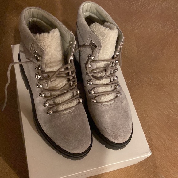 Only worn once!  Brand new with box Marc Fischer cold weather suede boots! - Picture 3 of 4